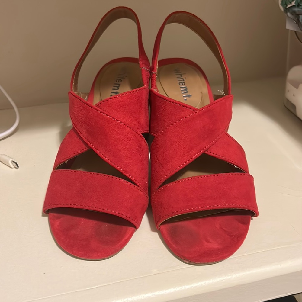 white mt size 5 red heels